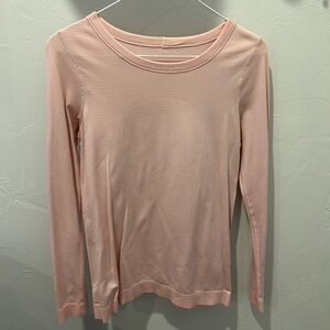 Lululemon Athletica Soft Pink Long Sleeve Top